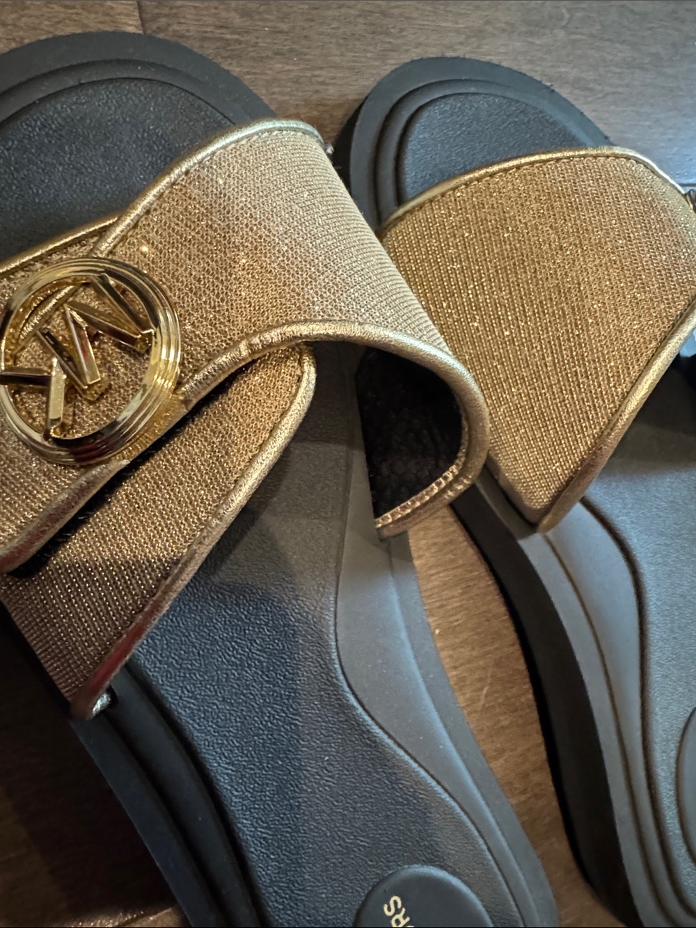 NWOT MICHAEL Michael Kors Women's MK Logo Glitter Sandals - Picture 3 of 5